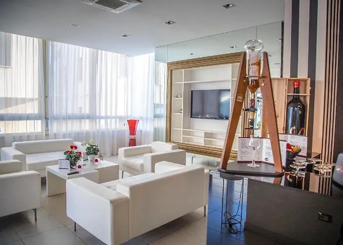 Hotel Le Cinema Boutique 3*