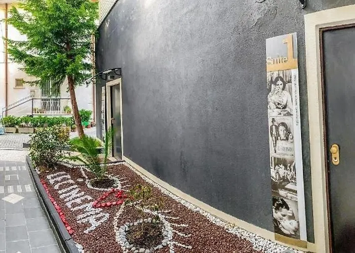 Le Cinema Boutique Hotel